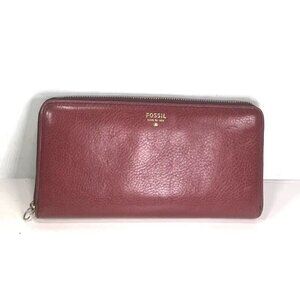 Fossil Red Leather Zip Clutch Wallet - Lightly Distressed